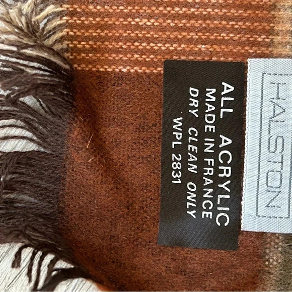 Halston Accessory Scarf - Picture 3 of 6